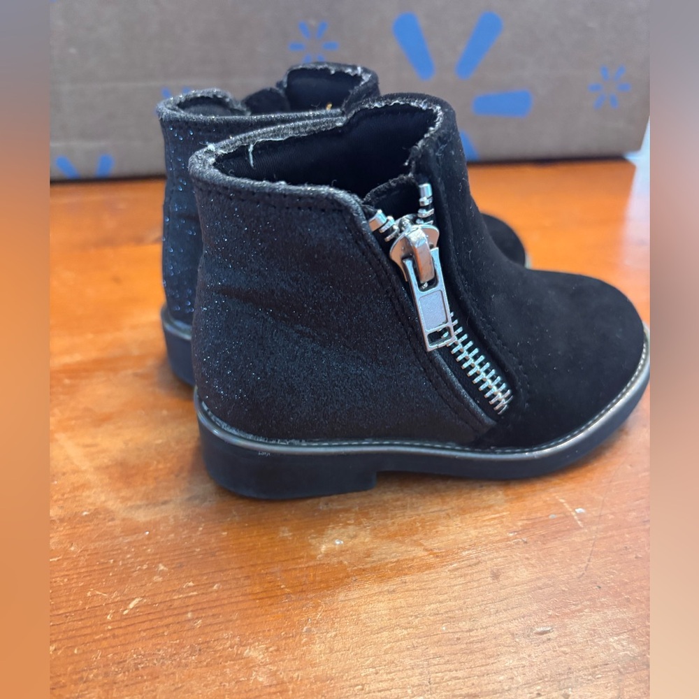 Kelly & Katie Black Kids Zipper Ankle Boots